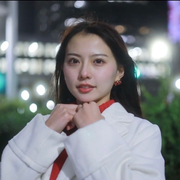 小林 綺羽